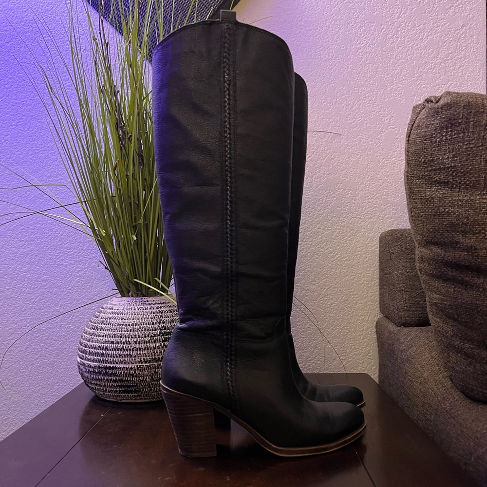 All leather boots